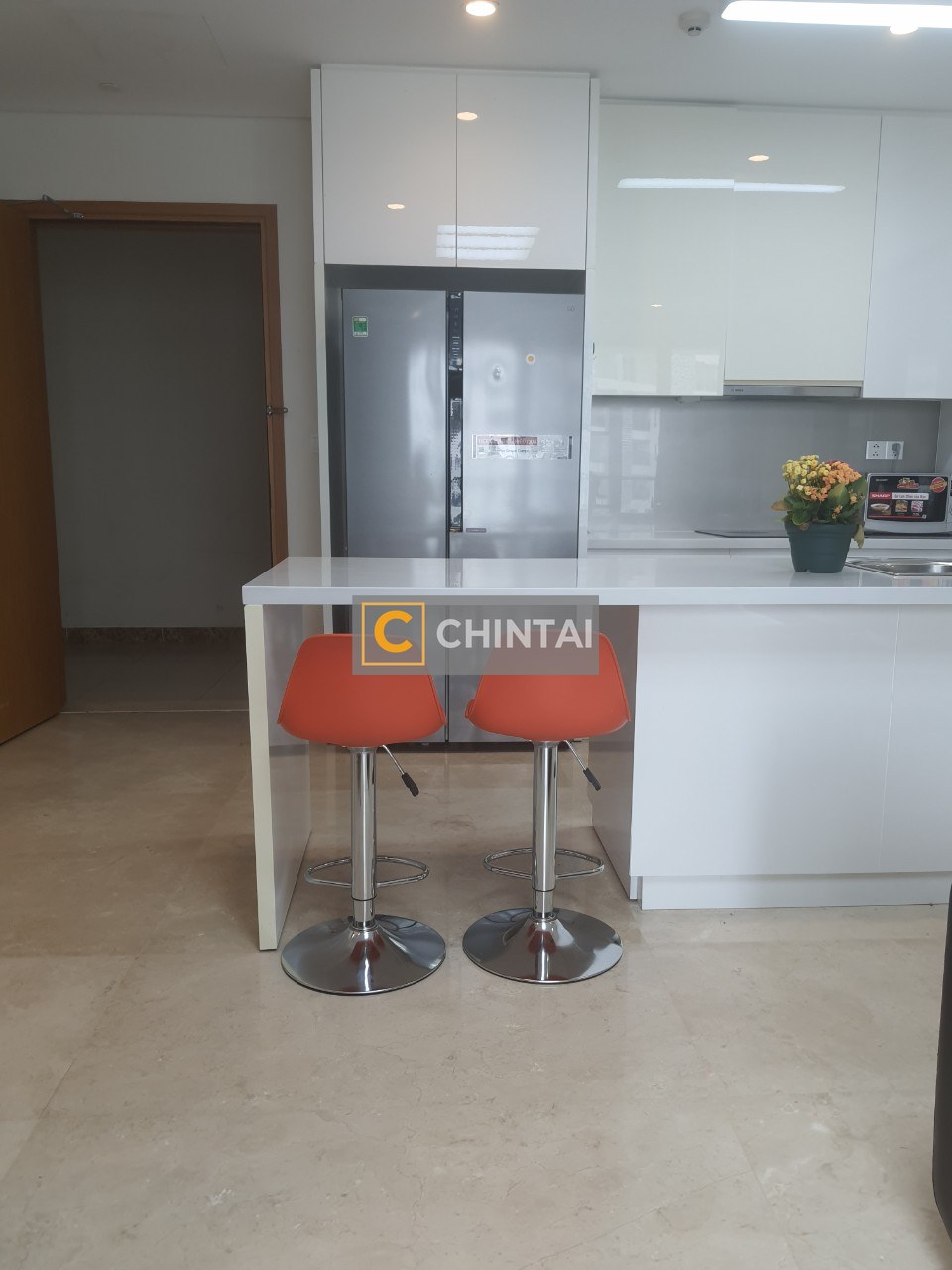 Diamond Island Bahamas Tower BA029