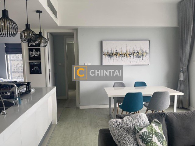 Modern 02 Bedroom Aspen Middle Floor For Rent