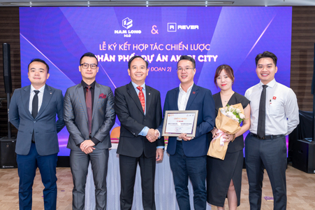 Strategic Partnership in Akari City Project with Nam Long Group