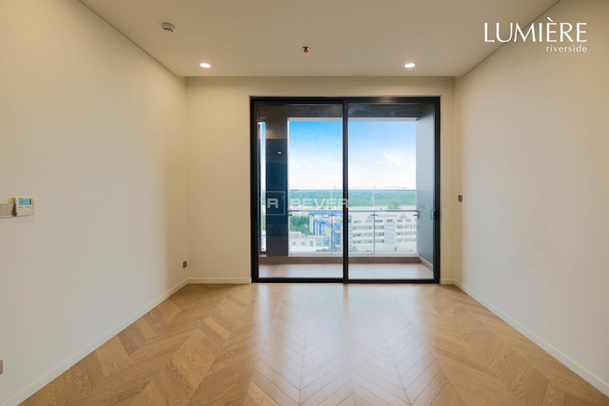 2-Bedroom Apartment at Masteri Lumiere Riverside