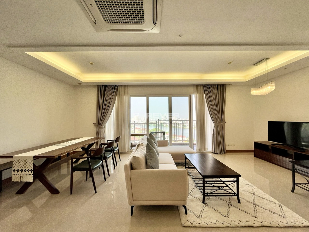 Southwest-Facing 3-Bedroom Apartment at Xi Riverview Palace, 145m²