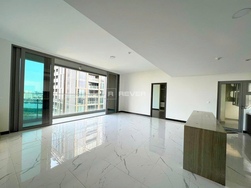 Empire City 3-Bedroom Apartment for Sale, 149m²