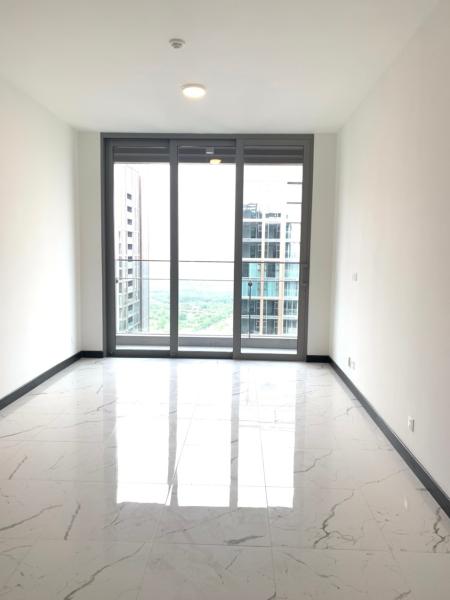 Empire City Apartment on 29th Floor with Modern Design and Basic Furnishings