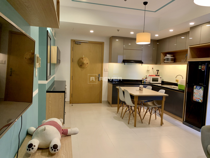 Masteri Thảo Điền South-Facing Balcony Apartment Fully Furnished 47.75m²