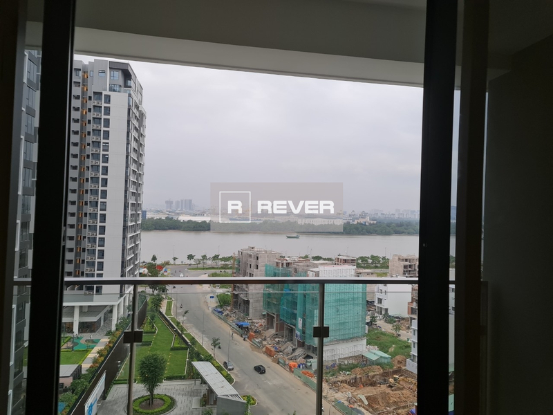 One Verandah Basic Furnished Apartment, 80m²