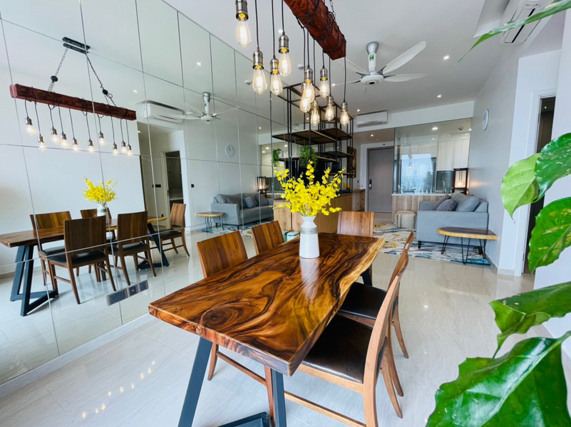 Southwest-Facing Q2 Thao Dien Apartment, 100.43m²