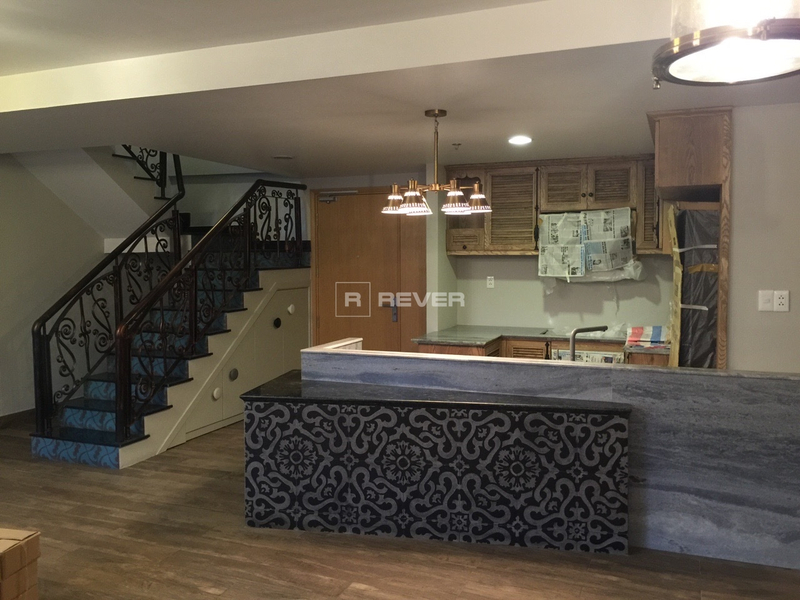 Căn hộ duplex 4pn Masteri Thảo Điền hướng Tây Nam, diện tích 200m²