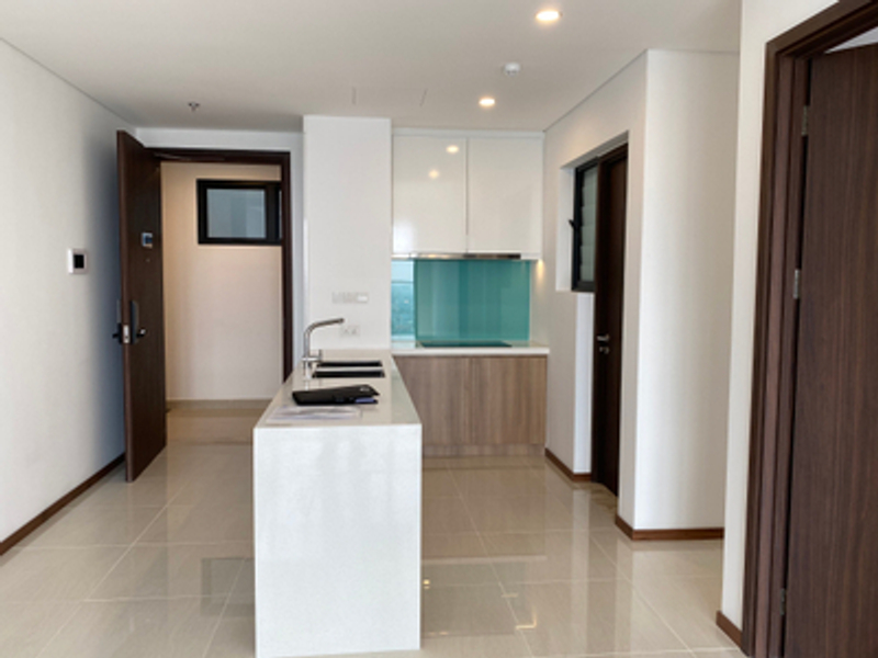 Căn hộ One Verandah thiết kế 2 phòng ngủ, nội thất cơ bản.