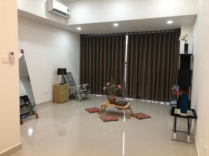 Căn hộ The Sun Avenue tầng thấp cửa hướng Đông Bắc mát mẻ