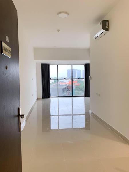 Căn Office-tel The Sun Avenue tầng 2 thoáng mát, nội thất cơ bản.