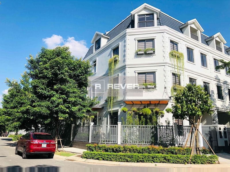 Nhà mặt tiền KĐT Lakeview City diện tích đất 160m2 rộng thoáng.
