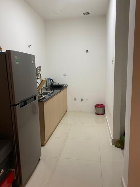 Officetel The Sun Avenue có 1 phòng ngủ, nội thất cơ bản.