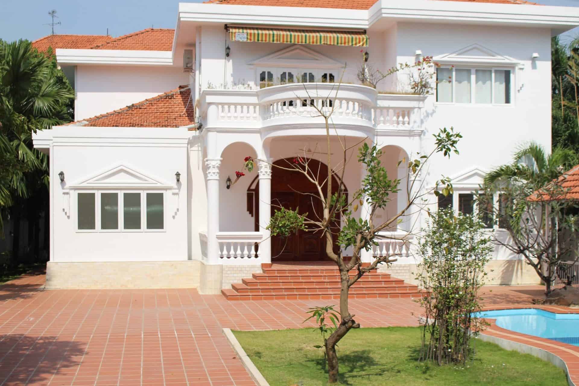 Fantastic Colonial Style 6 Bedrooms Villa In Thao Dien Ward For Rent