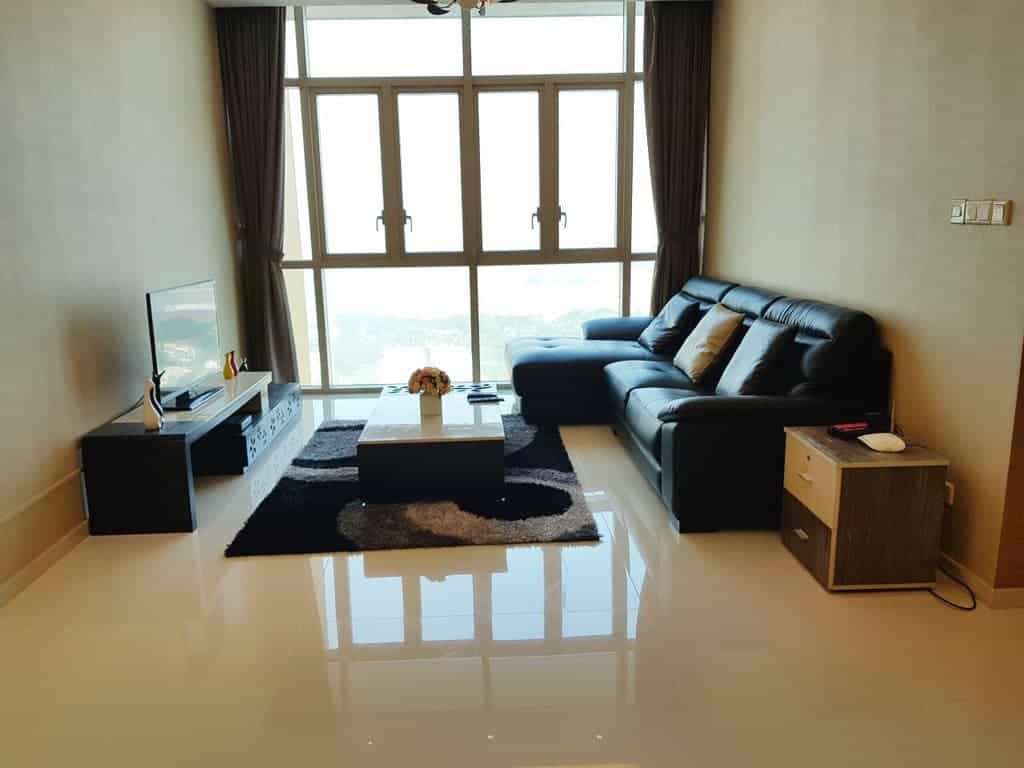 Reasonably Priced 2 Bedrooms Apartment, Overlooking To Sai Gon River