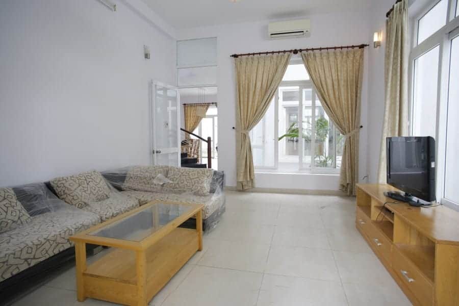 Cozy House For Rent Close To British School, District 2