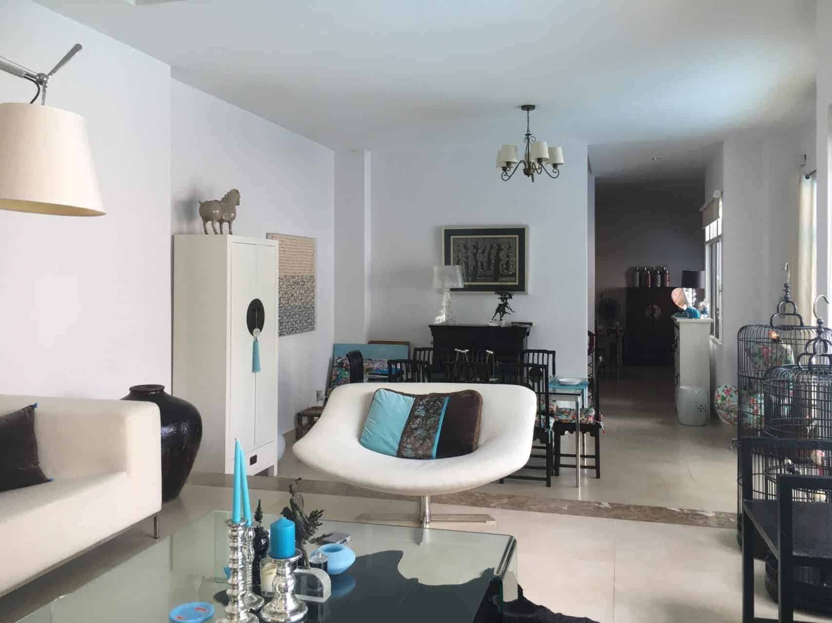 Unfurnished 4 Bedrooms Villa In Safe Compound For Rent.