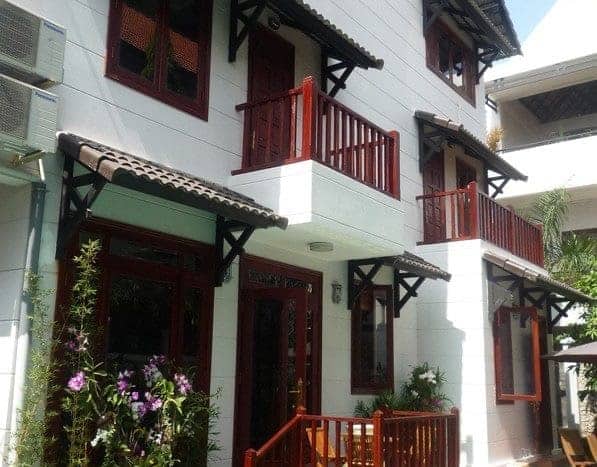 Villa In Security Compound, Private Pool, Wooden Furniture And Bespoke Design.