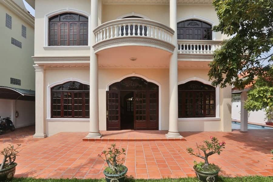 Well-Appointed 4 Bedrooms Colonial Style Villa In Thao Dien For Rent