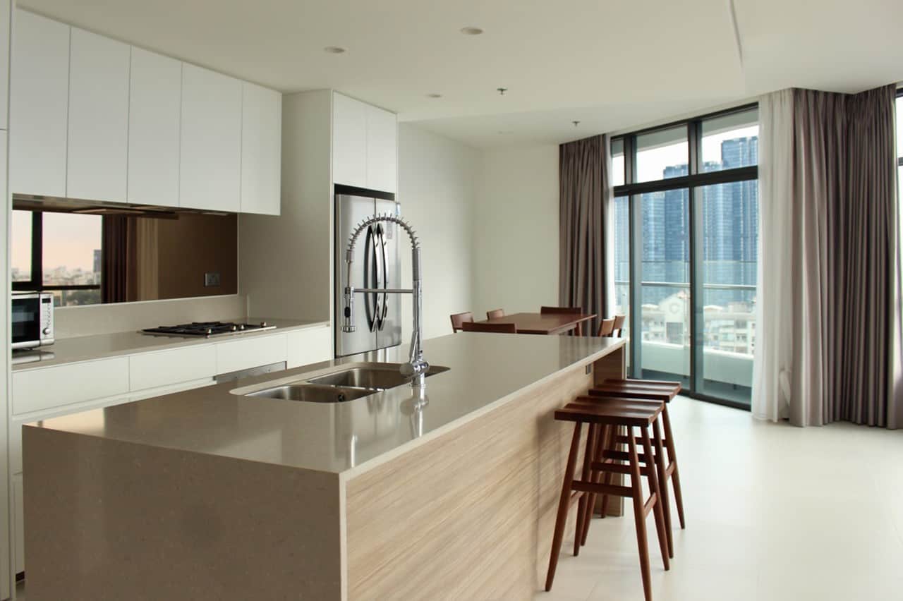 Awesome 3 Bedrooms Apartment For Rent - City Garden