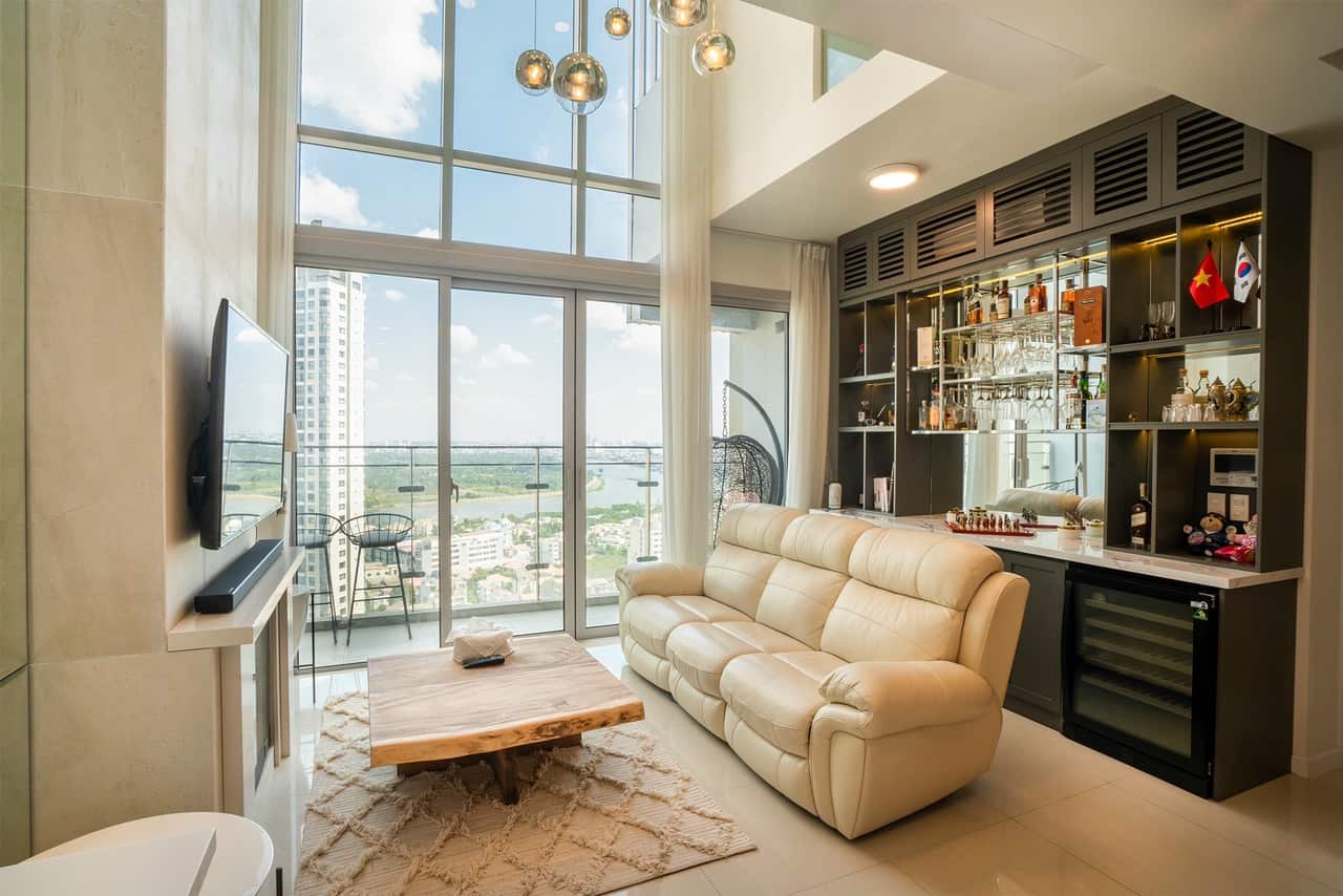 Stunning Duplex Estella Height, High Floor, Modern Design