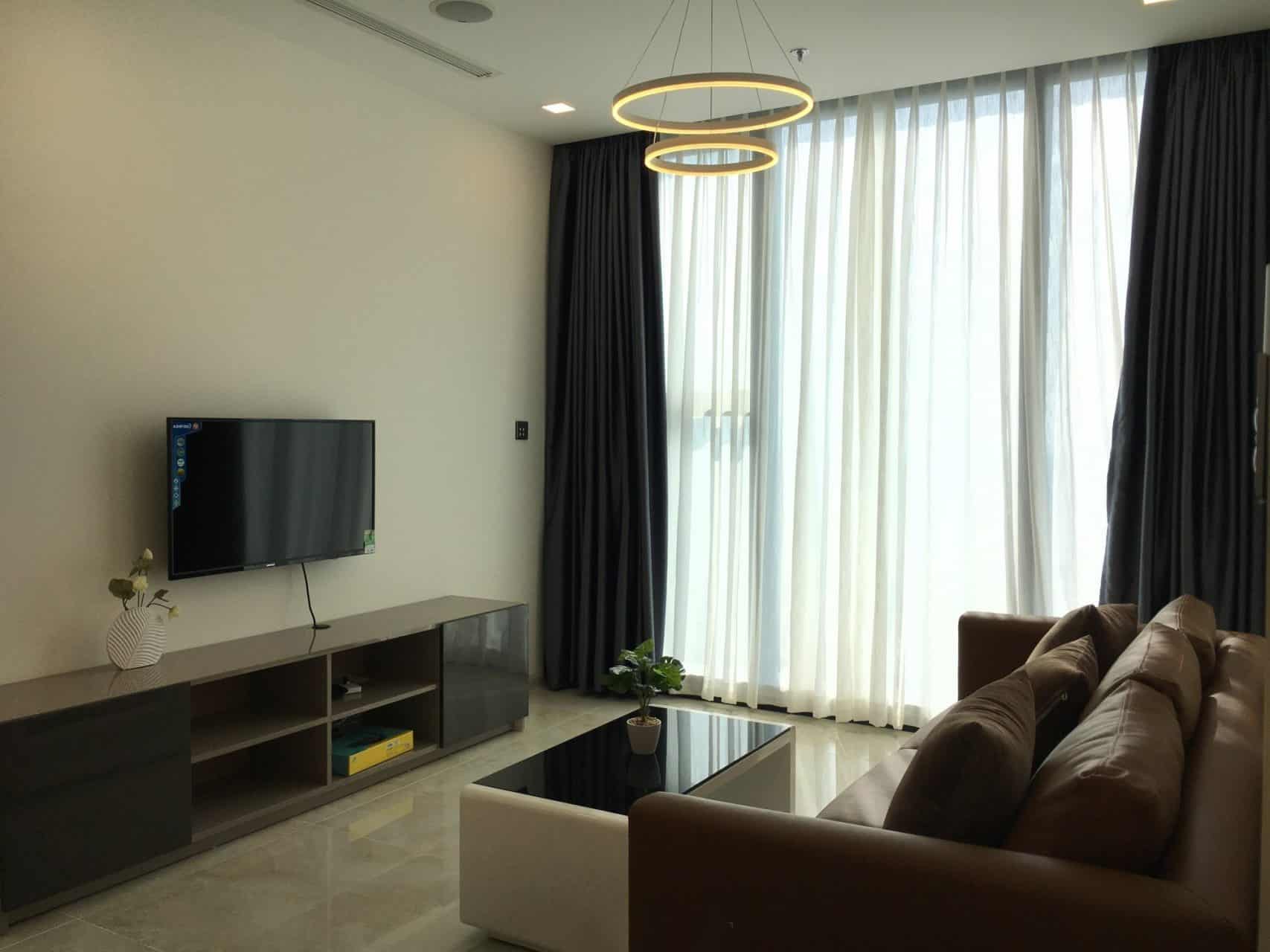 High Floor One Bedrooms Apartment For Rent, Vinhome Golden River