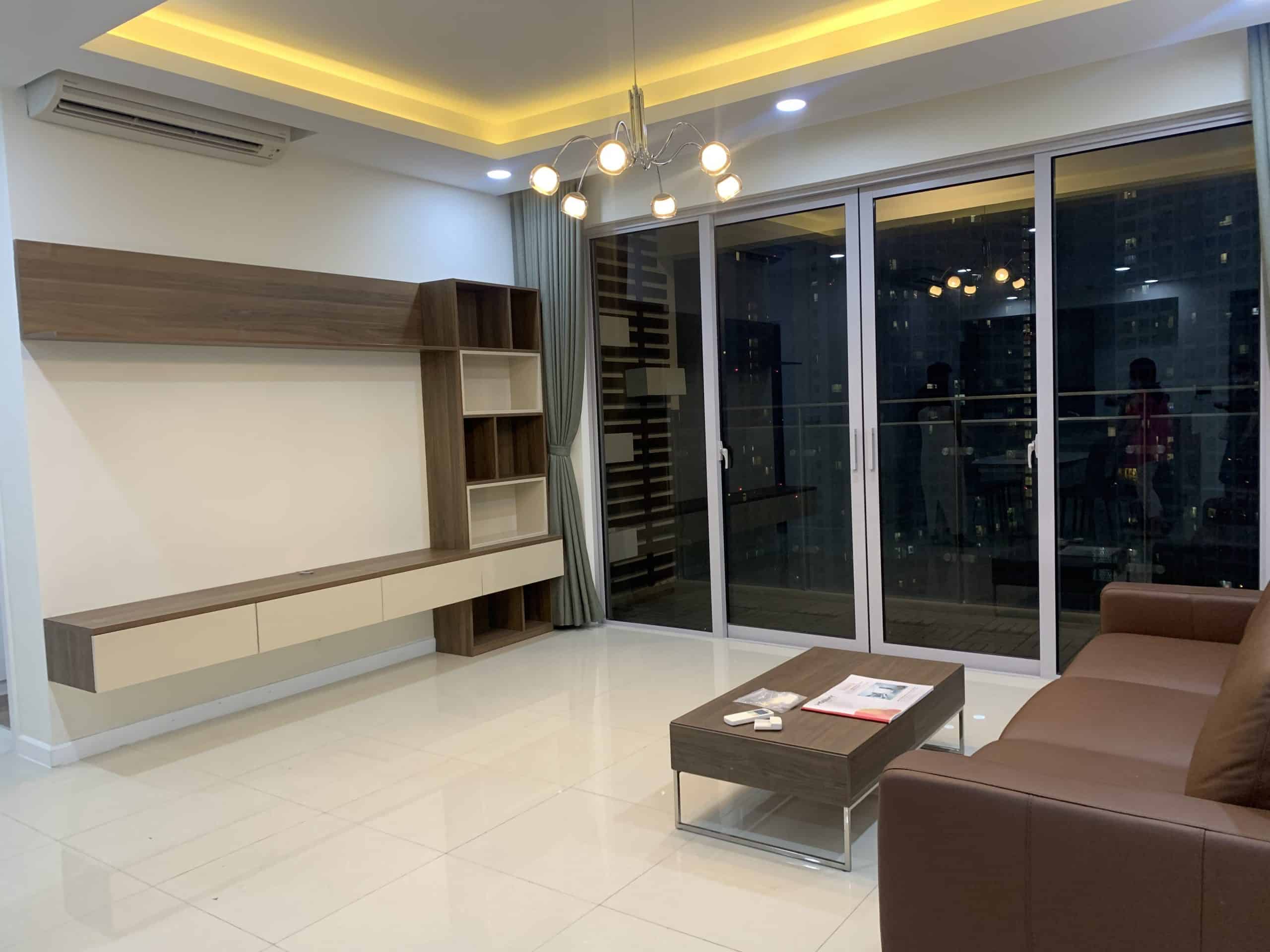 Newly Refurbished 3 Bedrooms Apartment In Estella Height For Rent