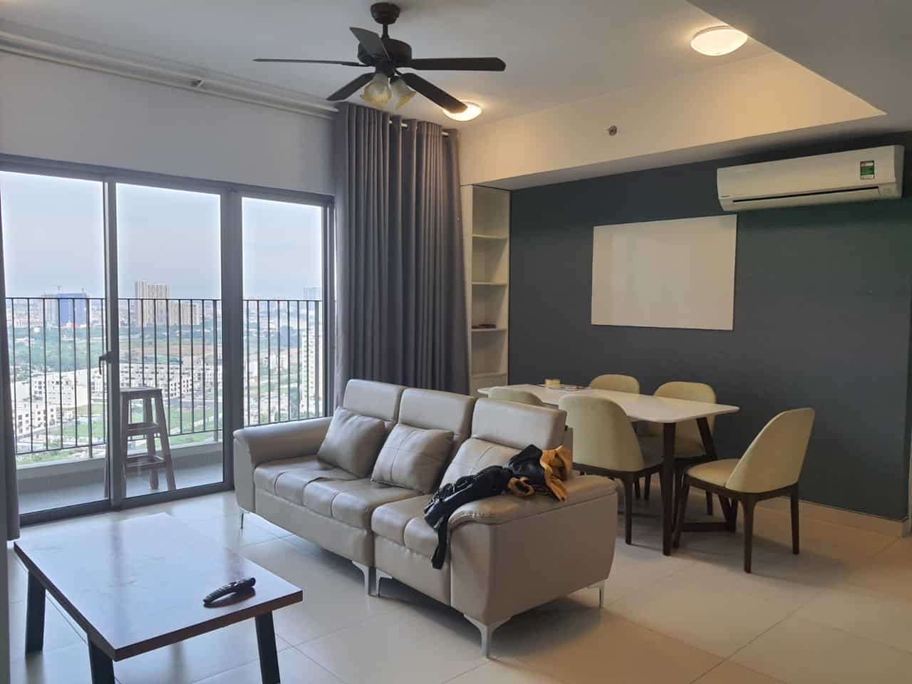 Amazing And Cheap Apartment For Rent In Masteri Thao Dien