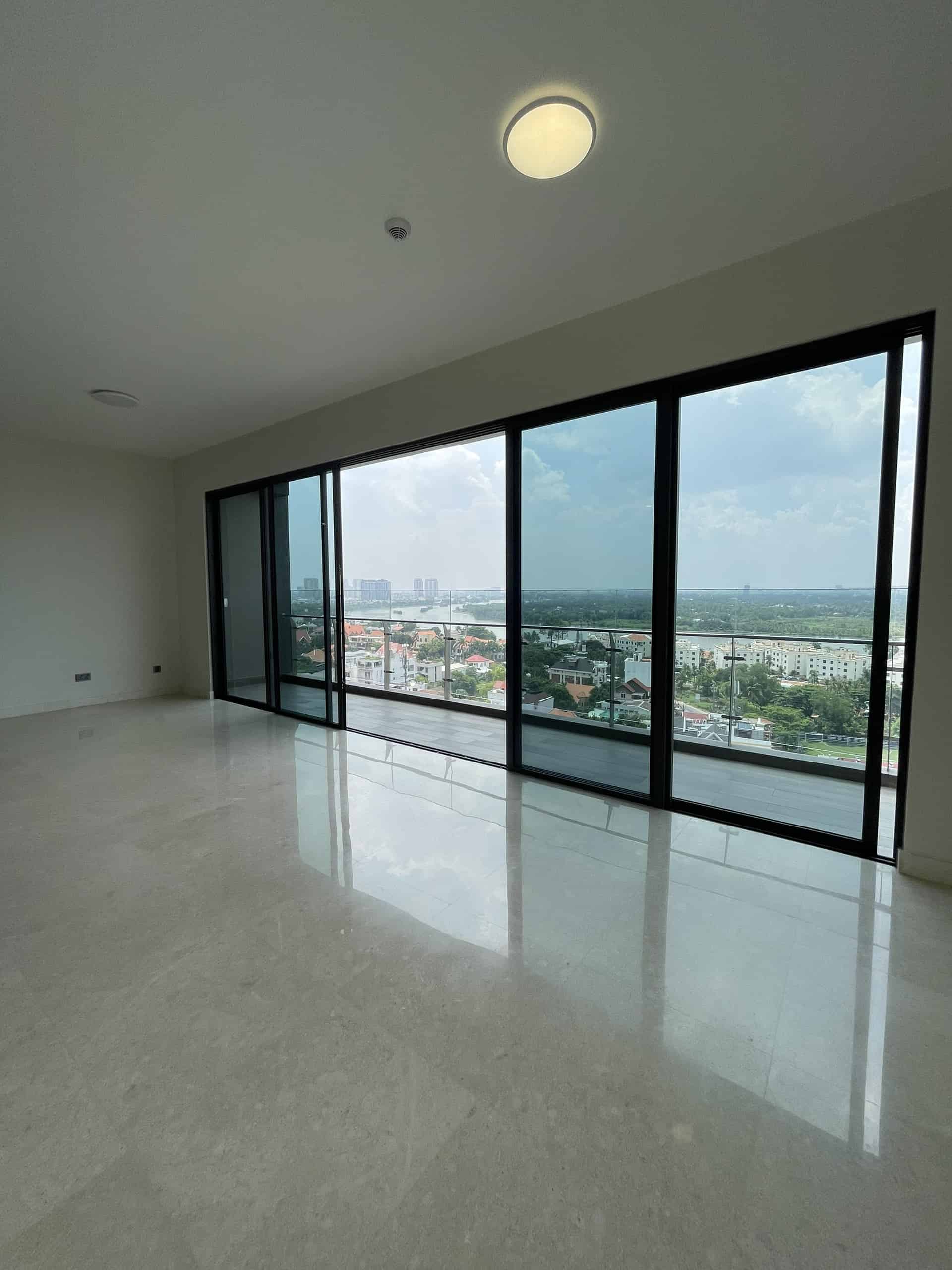 Q2 Thao Dien 04 Bedrooms Apartment For Rent | Awesome Riverview