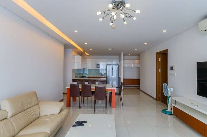 Cheap Rental For This 03 Beds Flat In Thao Dien Pearl