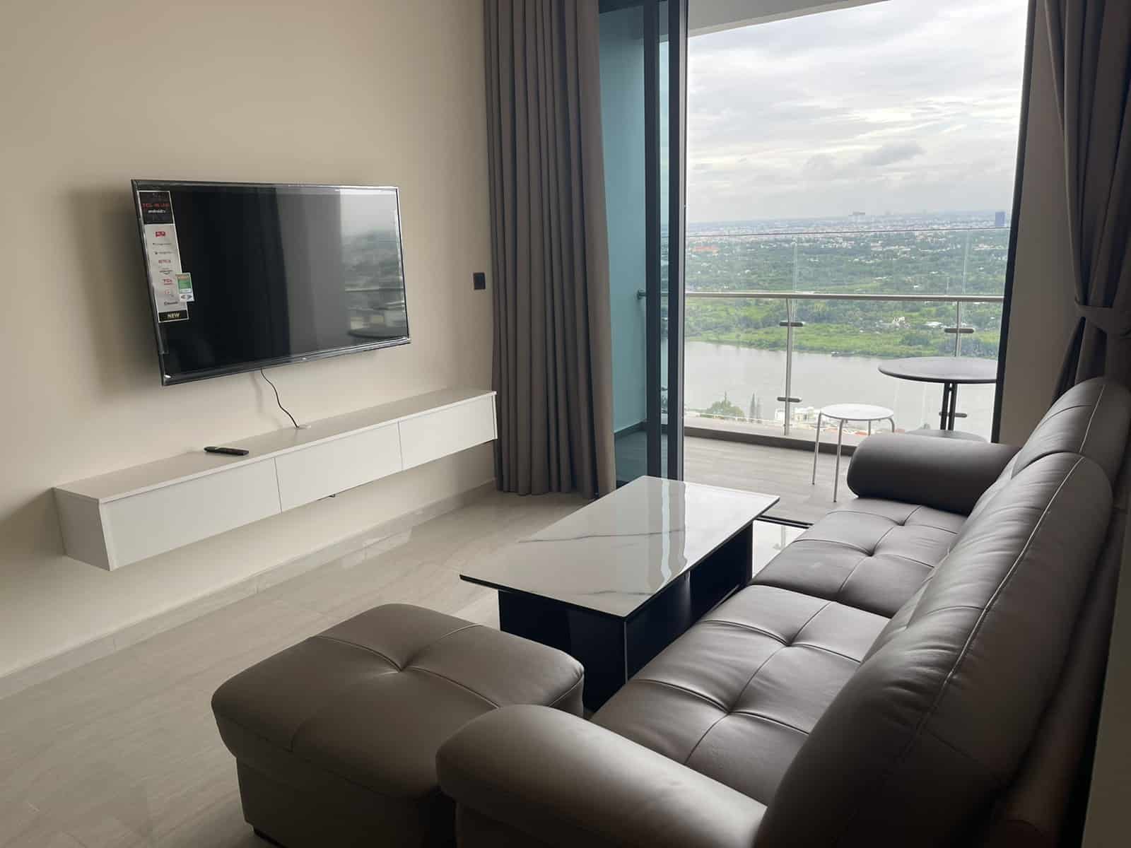 High Floor Q2 Thao Dien Apartment 03 Bedrooms For Rent