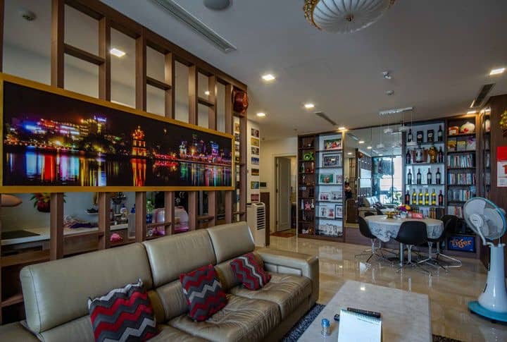 Low-Floor 03 Beds Vinhome Bason For Rent