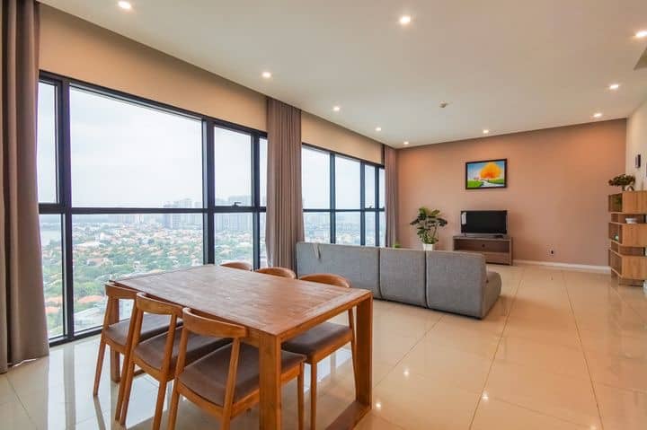 Rare! Ascent Thao Dien Convert 02 Bed Unit 100 Sqm