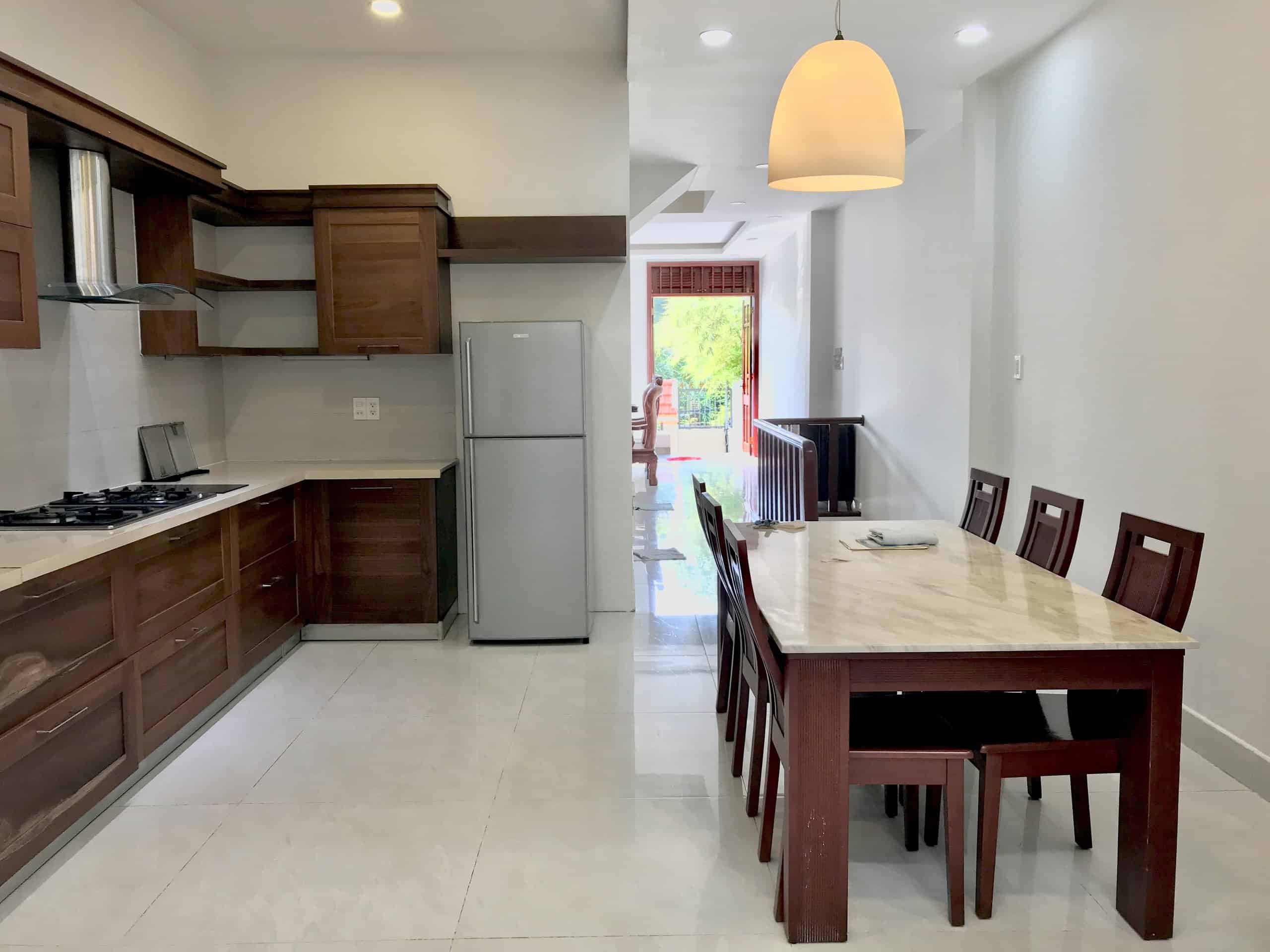 House For Rent In An Phu Ward Behind Vista Building