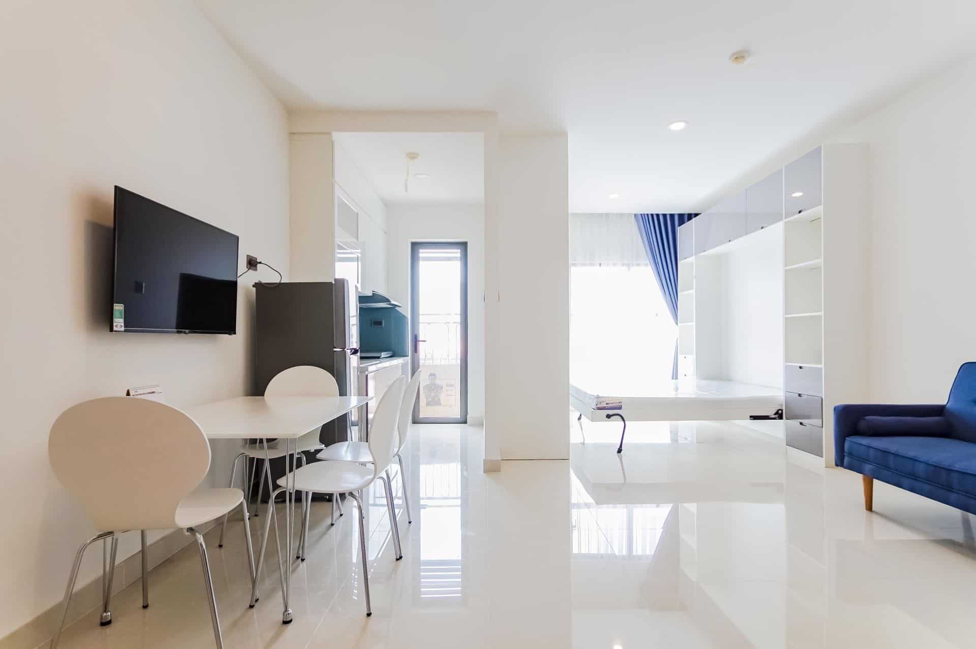 02 Beds Apartment In Saigon Royal District 4