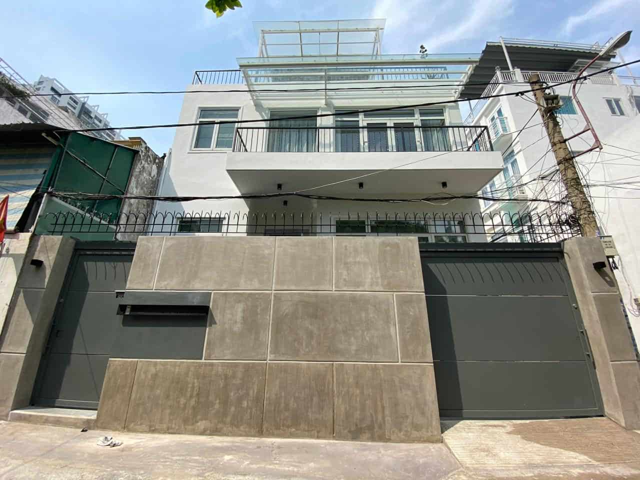 Modern House Near ISHCMC Secondary Campus For Rent
