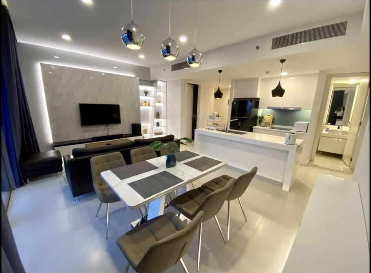 Modern 02 Bedrooms Gateway Madison Tower For Rent