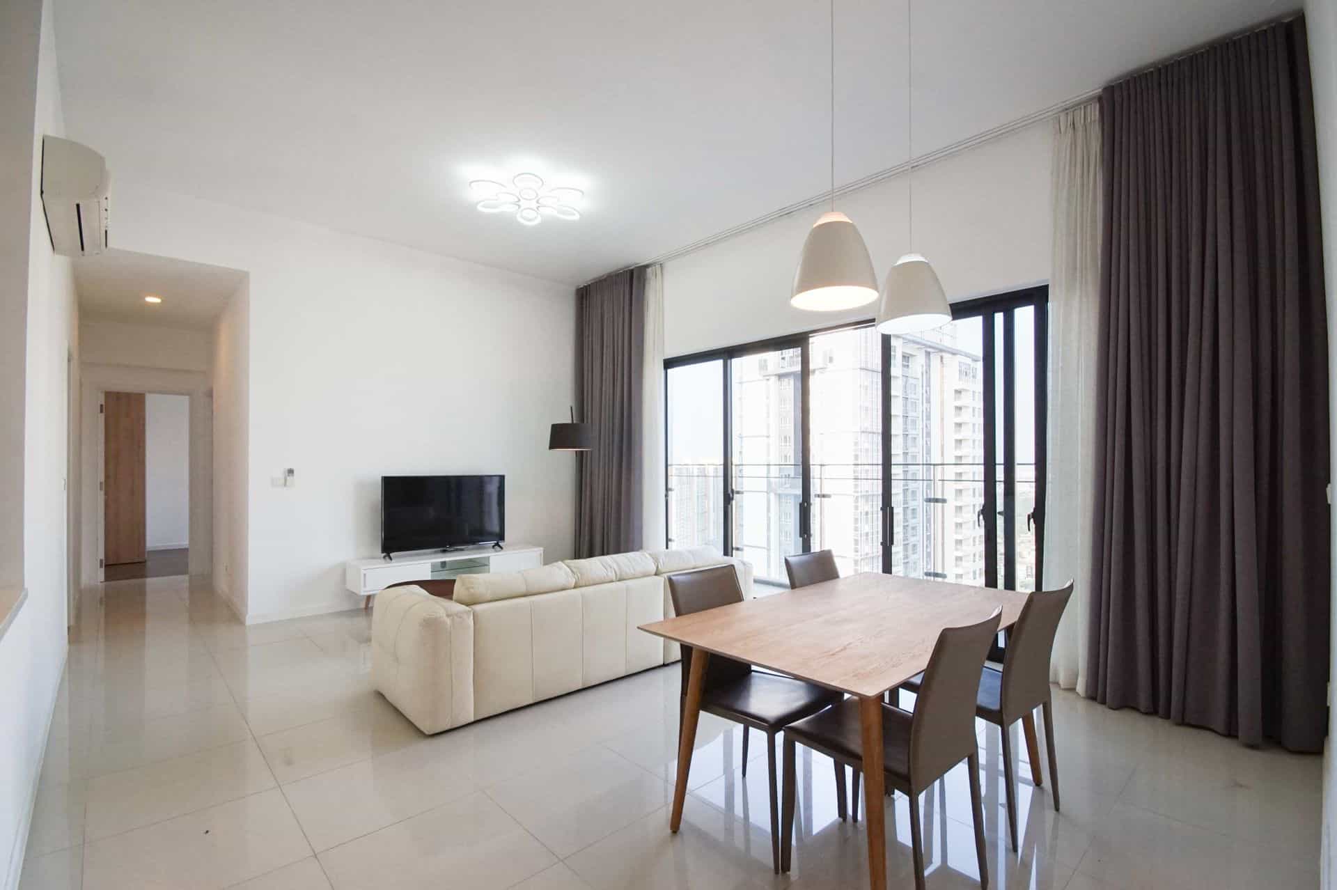 Awe Inspiring 04 Beds Condo In Estella Heights