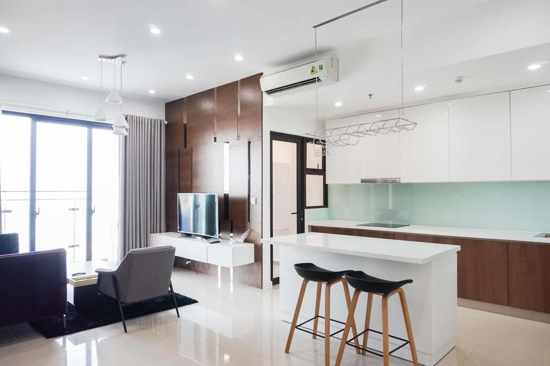 Fascinating Condo With Sunny Clean Area