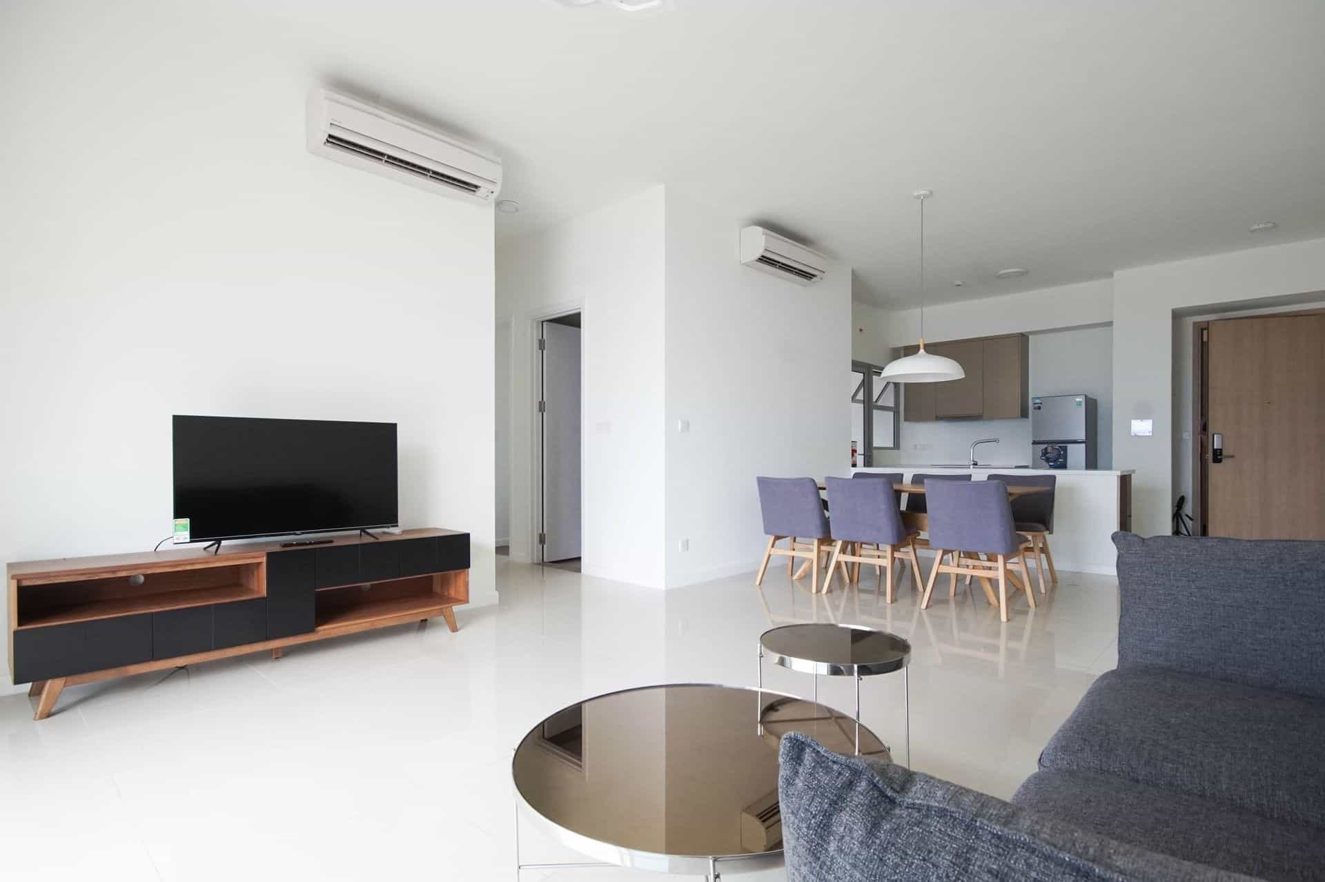 Large And Cozy 03 Beds Apartment In District 2