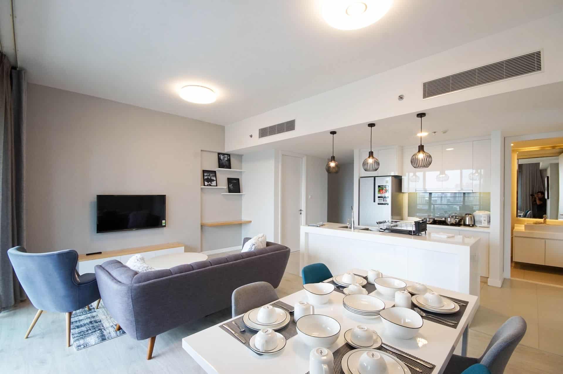 Light-Soaked Adorable 02 Beds Gateway Apartment