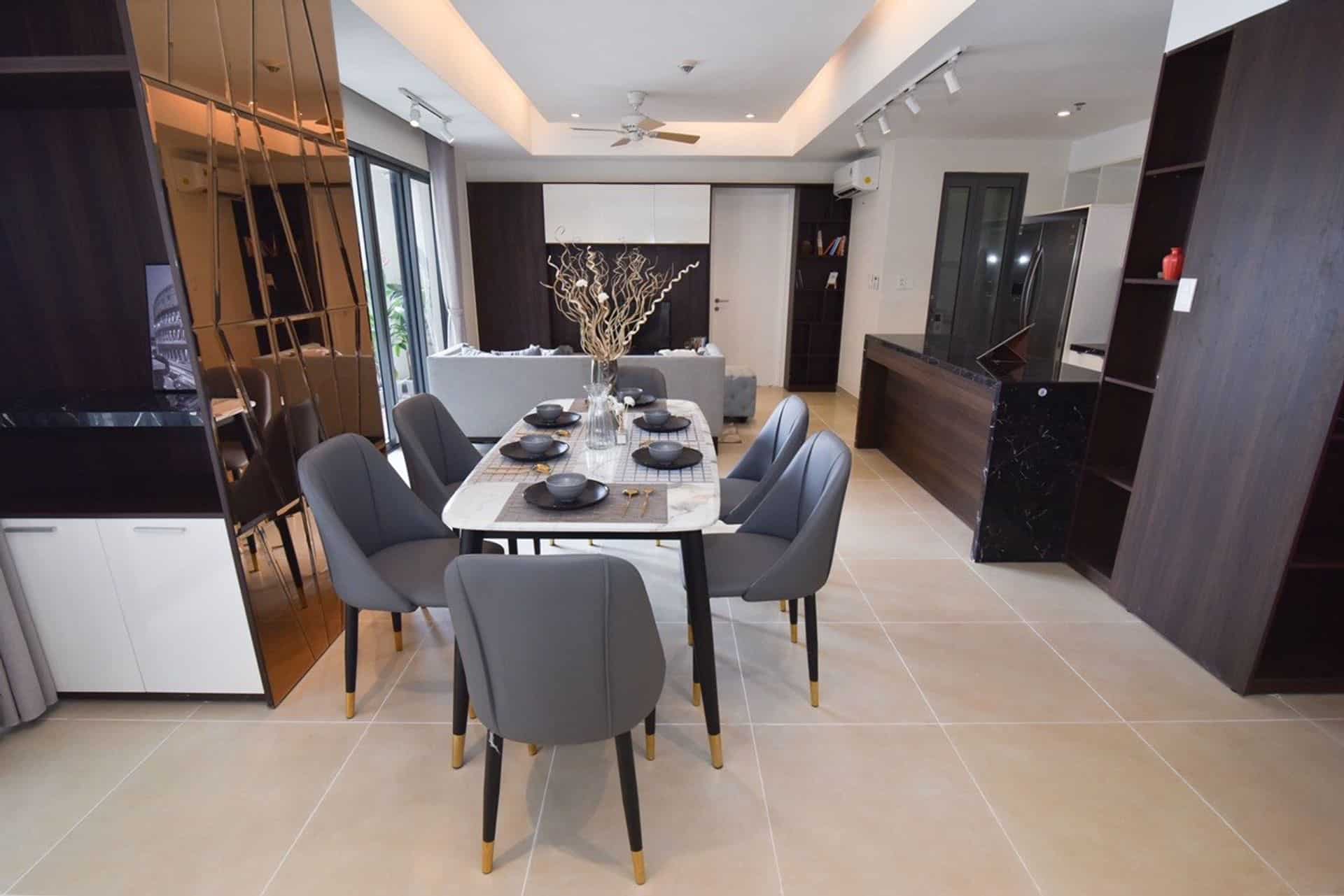 Rare! Modern 03 Beds Converted Unit In Masteri