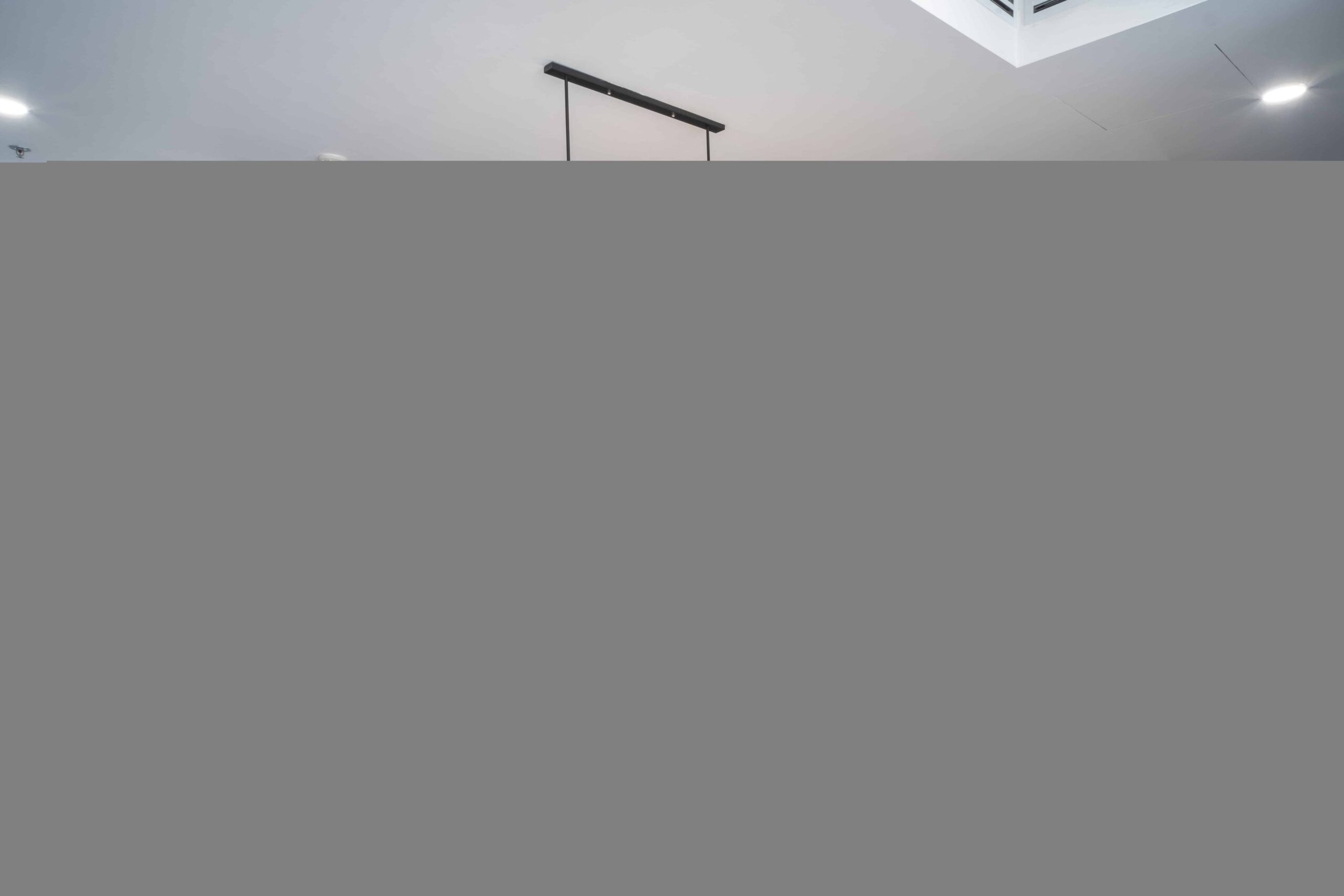 Swoon worthy 02 Beds Empire City For Rent