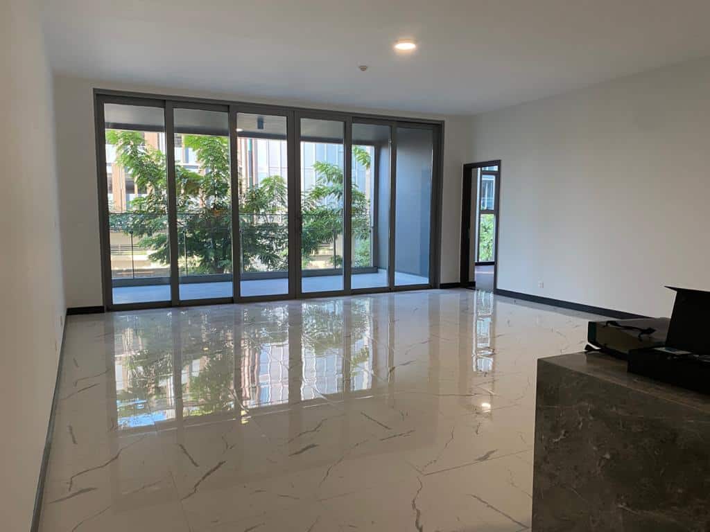 Unfurnished 03 Beds Empire City For Rent