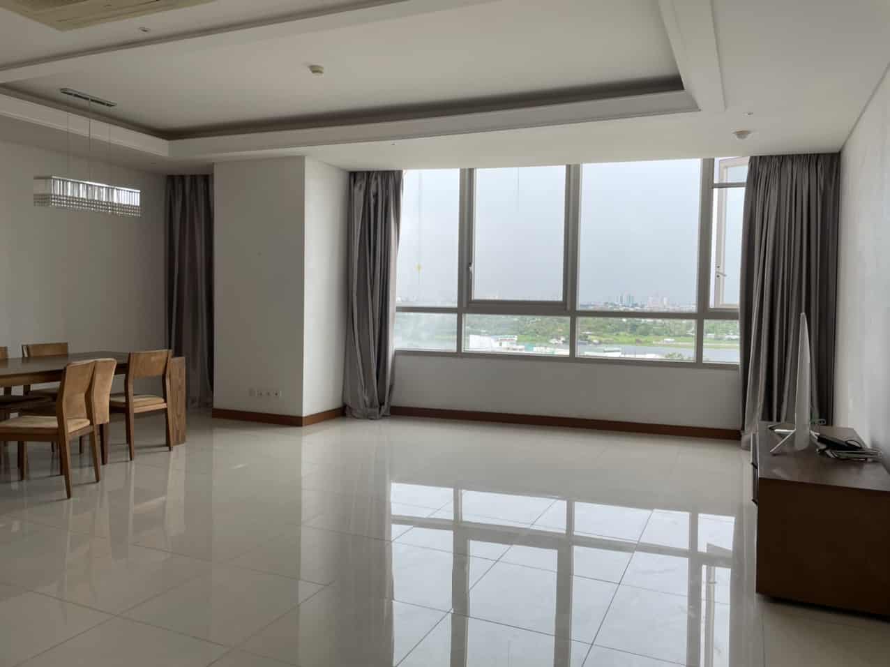 Reasonable 185 Sqm Condo For Rent In Xi Riverview Palace
