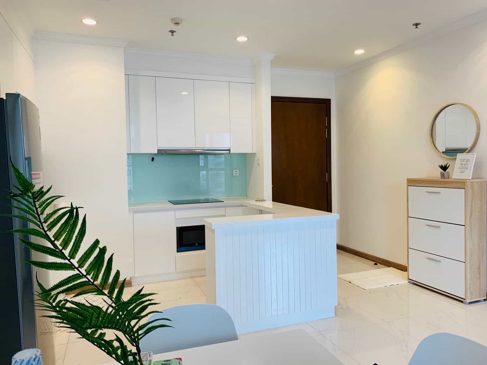 White 1BR Apartment in Masteri Thao Dien MTD250