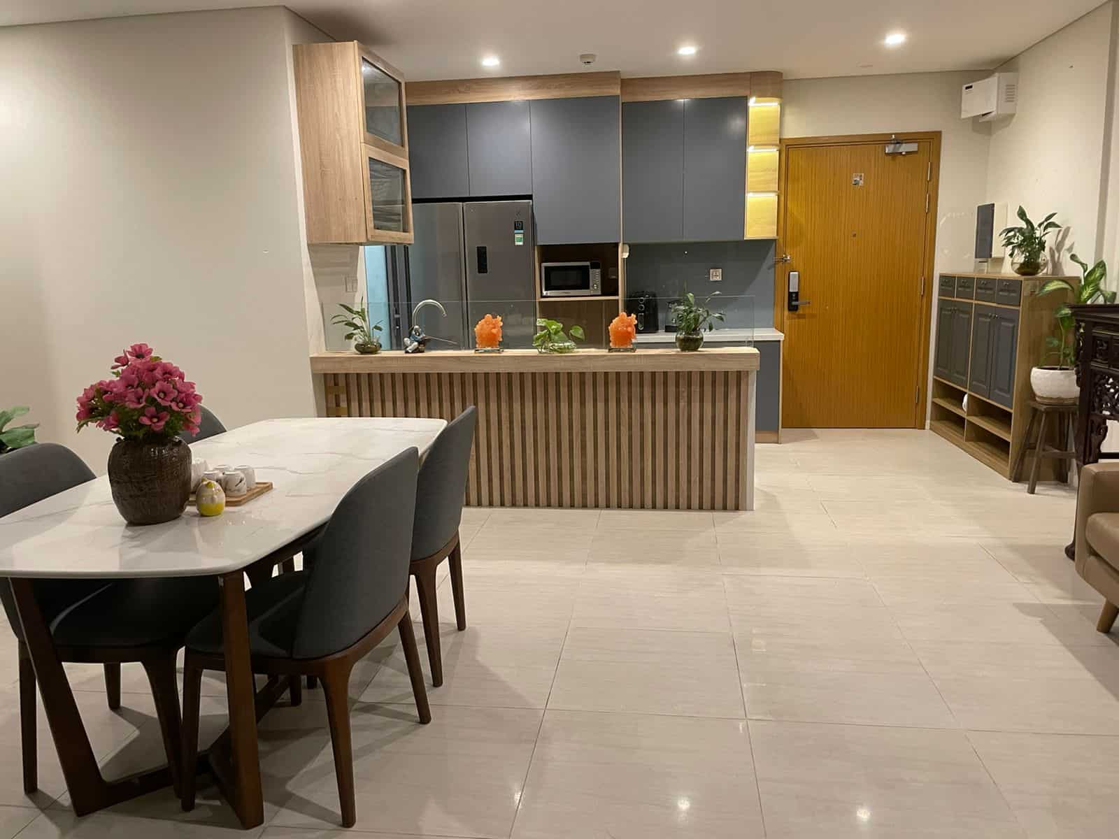 High Floor Elegant 02 Bedroom Bora Tower Diamond Island