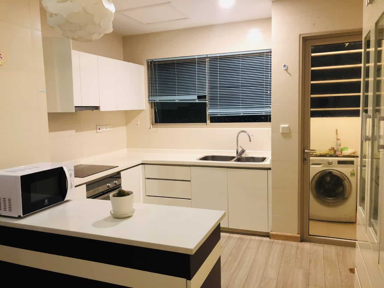 Middle Floor High Way View 02 Bedrooms Unit Reasonable Price