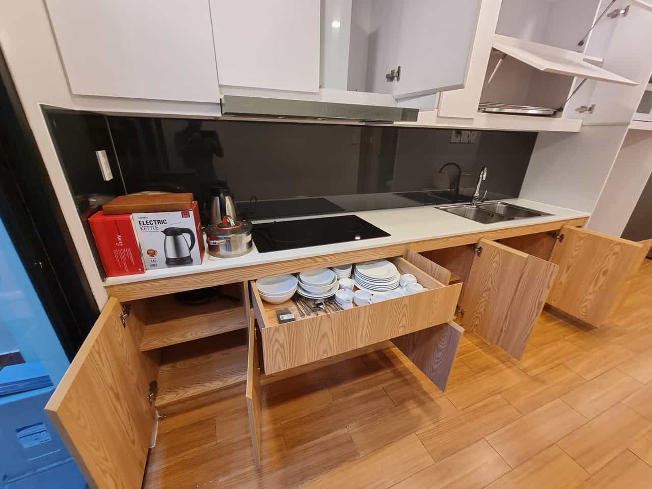 Serviced Apartment 2 Bedrooms 610$ Clean Room Twice A Week