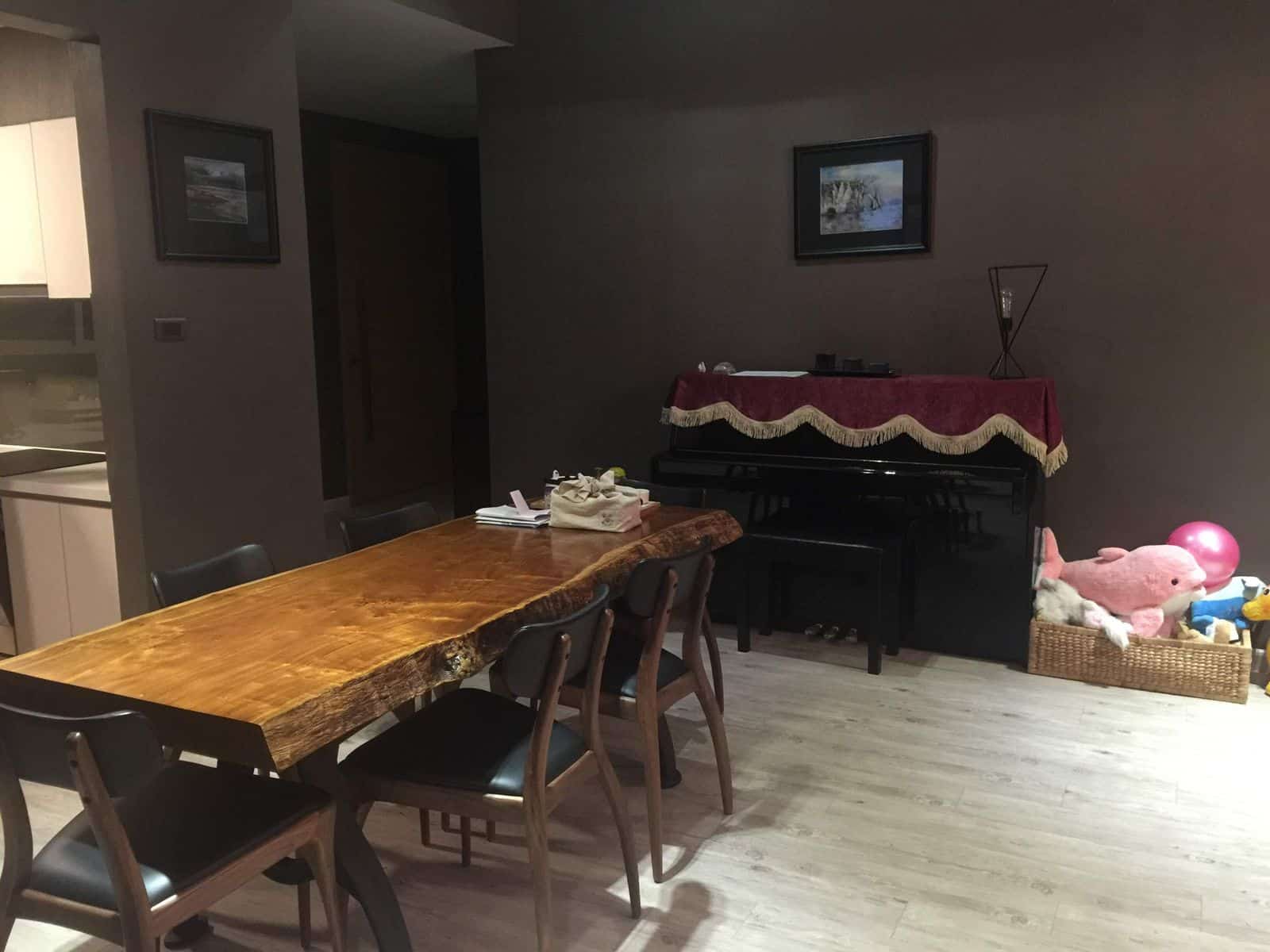 Vista An Phu 3BR Dark Wood Furniture And Highway View Apartment TVA57