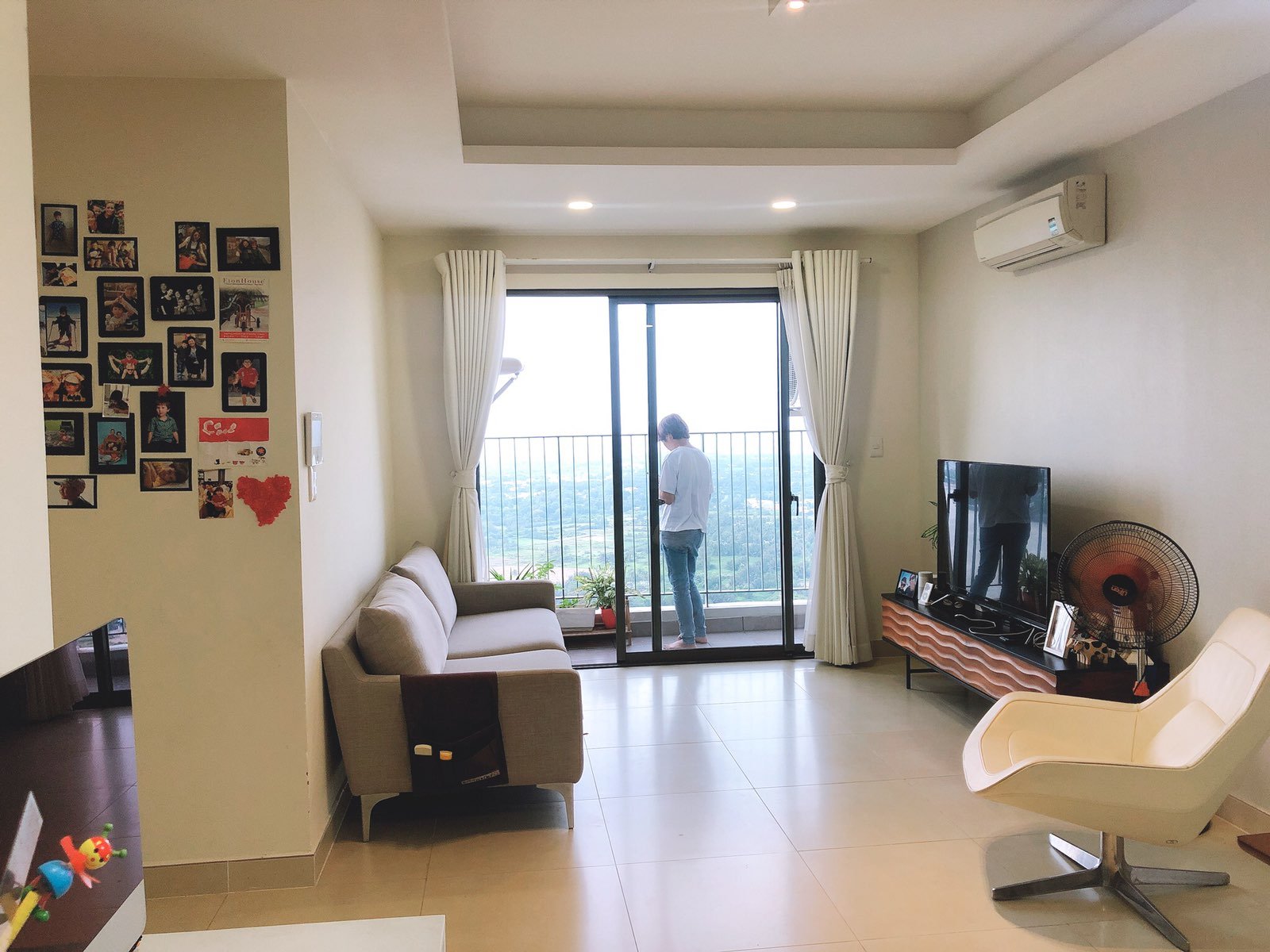 03 Bedroom High Floor Tower 4 Masteri Thao Dien For Rent